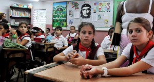 Diario-cubano-critica-a-docentes-en-ejercicio-que-cobran-clases-particulares
